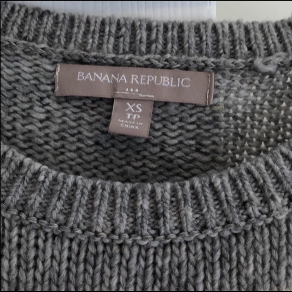 ⚠️ SOLD. Banana Republic Wool Striped Sweater - Picture 2 of 4
